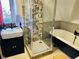 Bathroom- click for photo gallery